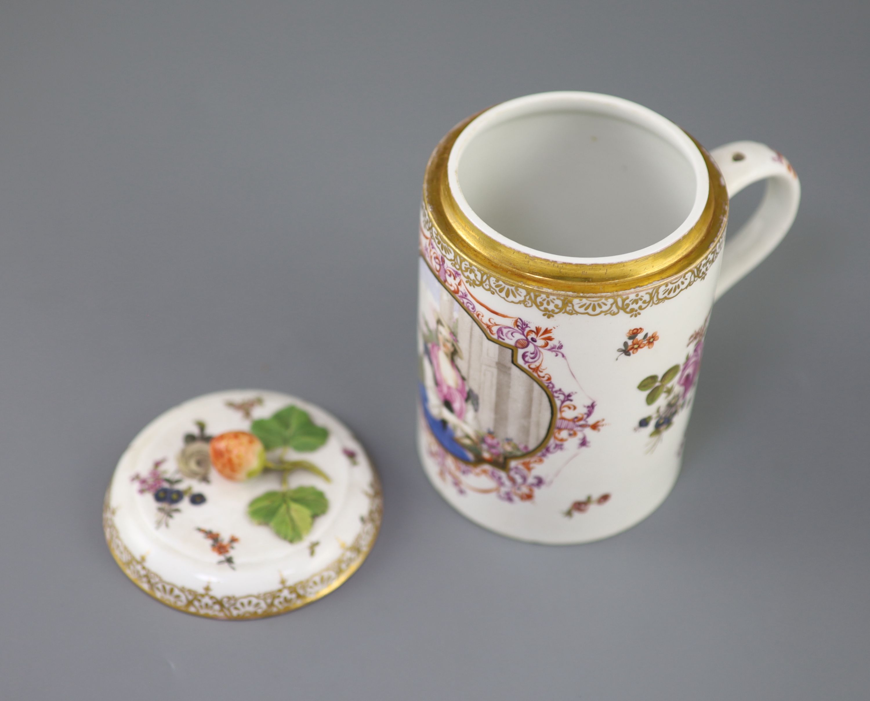 A Meissen cylindrical tankard and cover, late 19th century, 16cm high